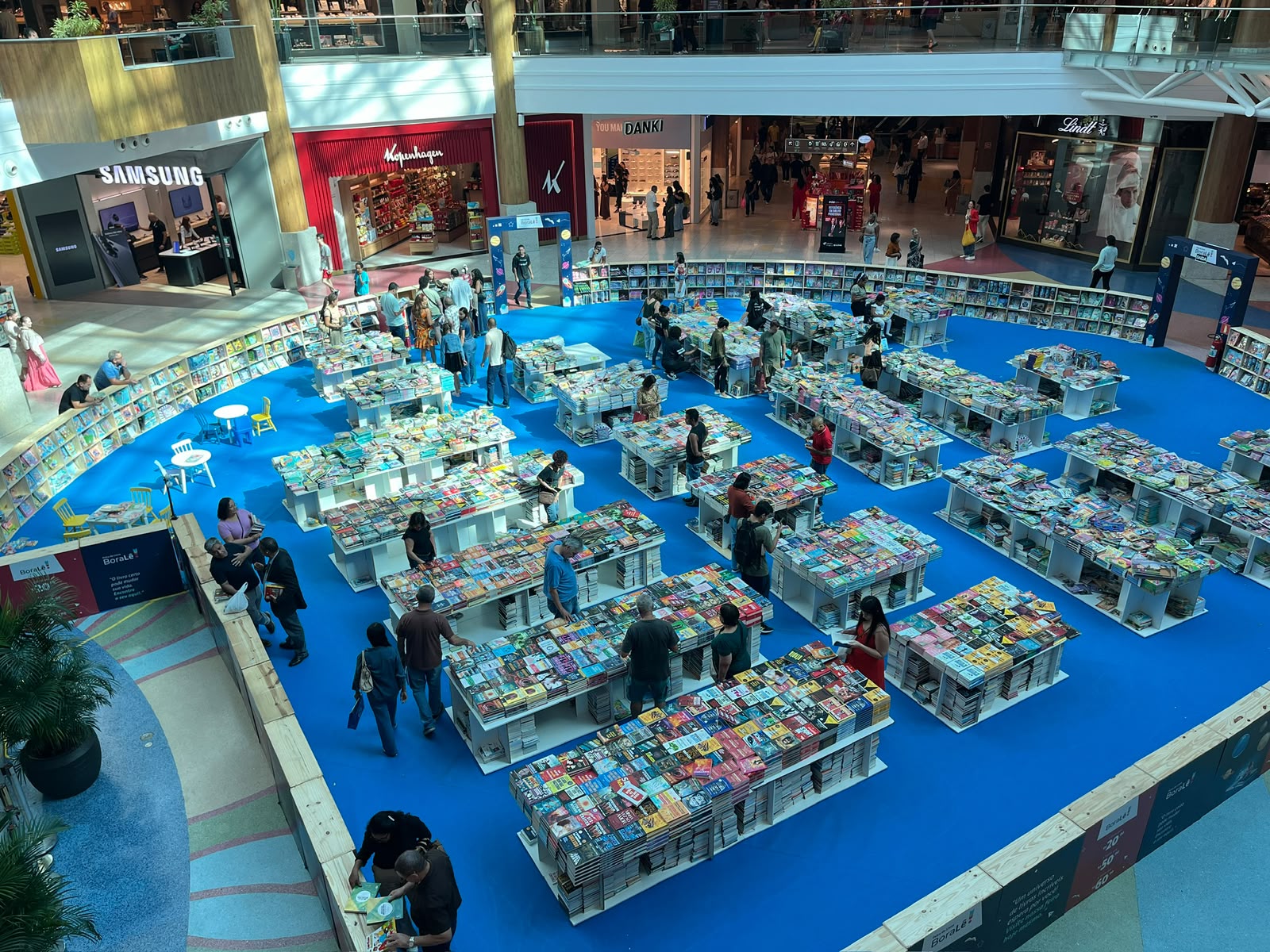 Feira de Livros BoraLê