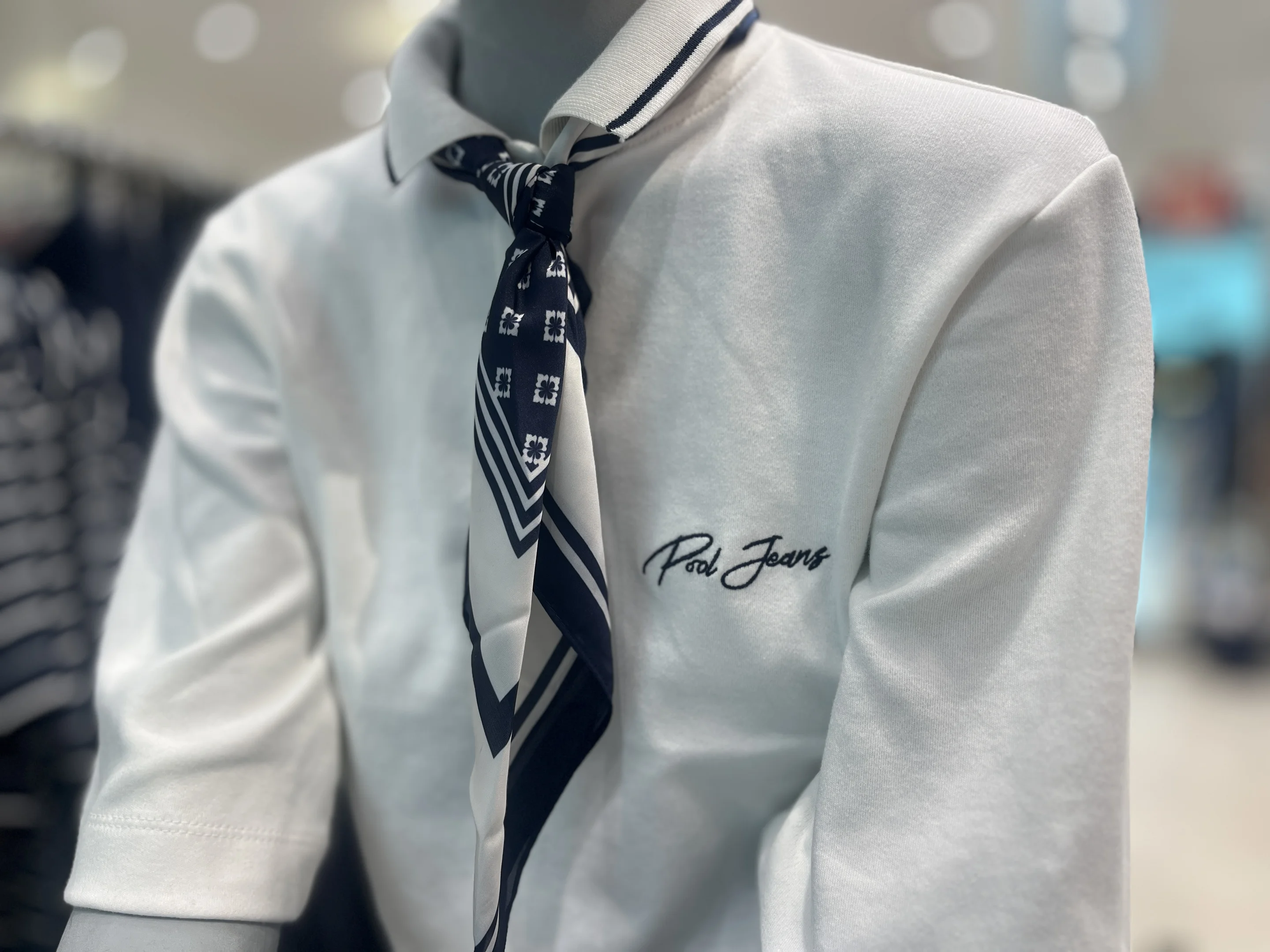 Jeans é tão essencial no nosso dia a dia quanto água.