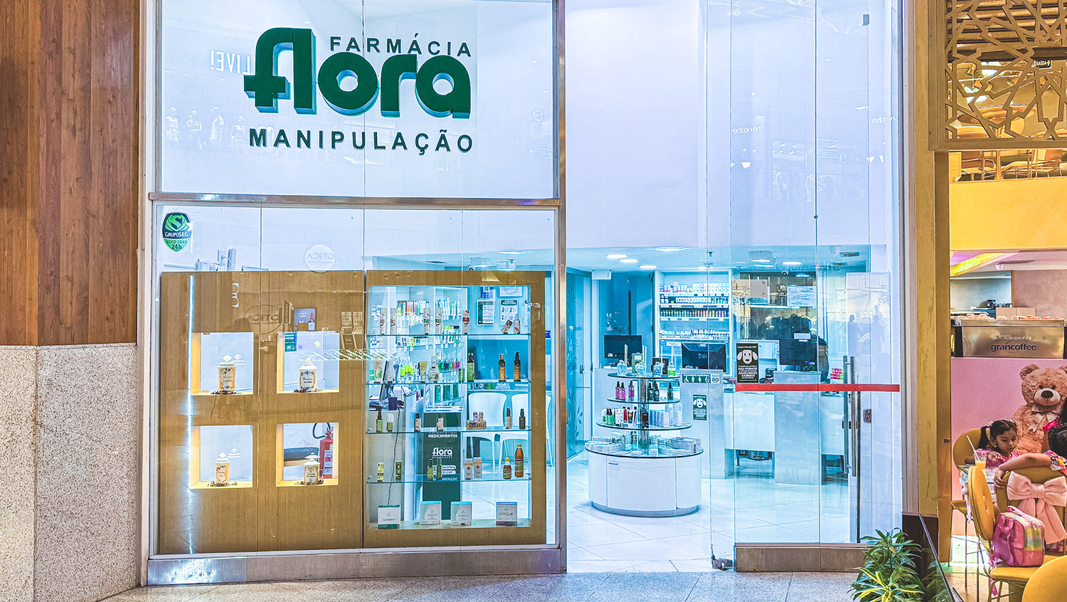 FARMÁCIA HOMEOPÁTICA FLORA