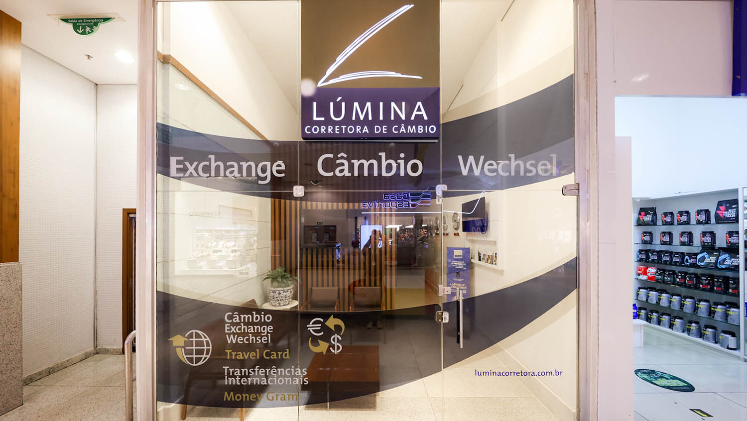 LÚMINA